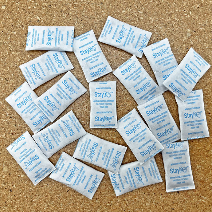 0.75 Gram Non-Indicating StayDry™ Silica Gel Desiccant Packet